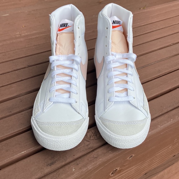 Nike Blazer Mid 77 Women’s Size 9.5 Sneakers White/Summit Pink - Picture 4 of 12